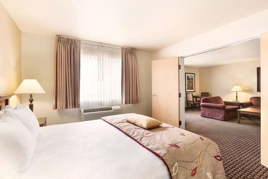 Comfort Inn & Suites Сузанвілл Номер фото